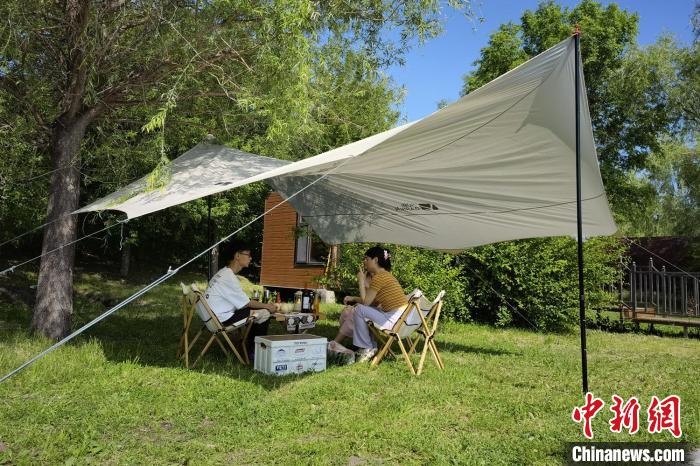 中国露营热风吹至北疆:“营”来融合新业态